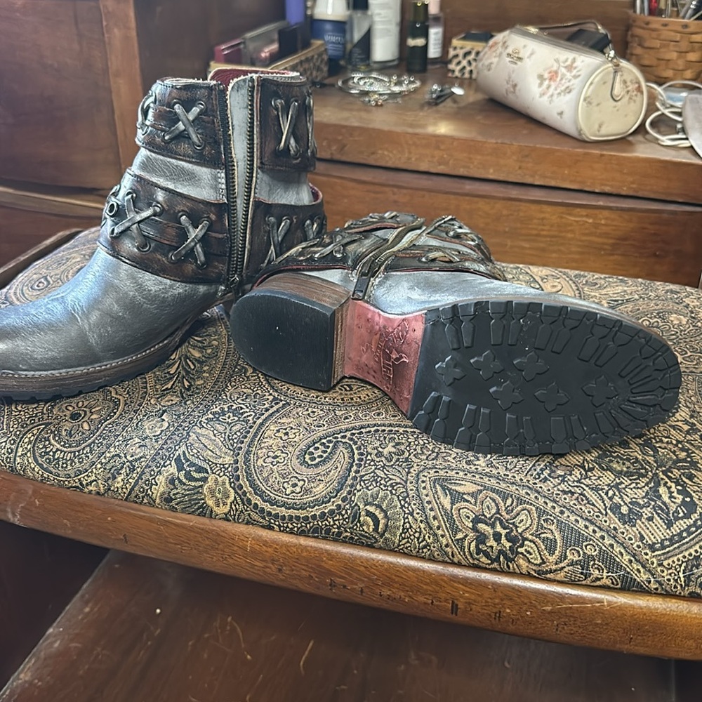 Freebird Dublin size 7 - Picture 2 of 2